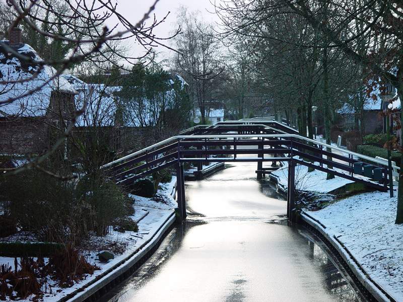 ~,|[ Giethoorn ]|,~   dF00269_LauraT_Gieth